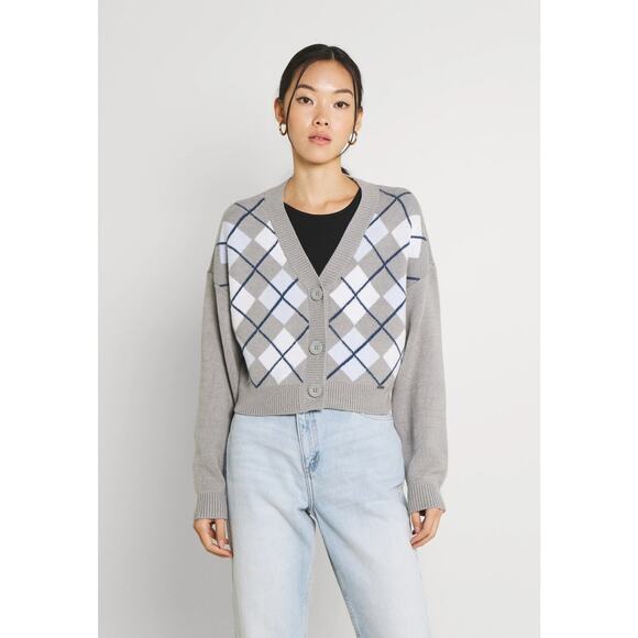 Womens Hollister Grey Argyle Cropped Vneck Button Front Cardigan Size Med - Picture 1 of 7